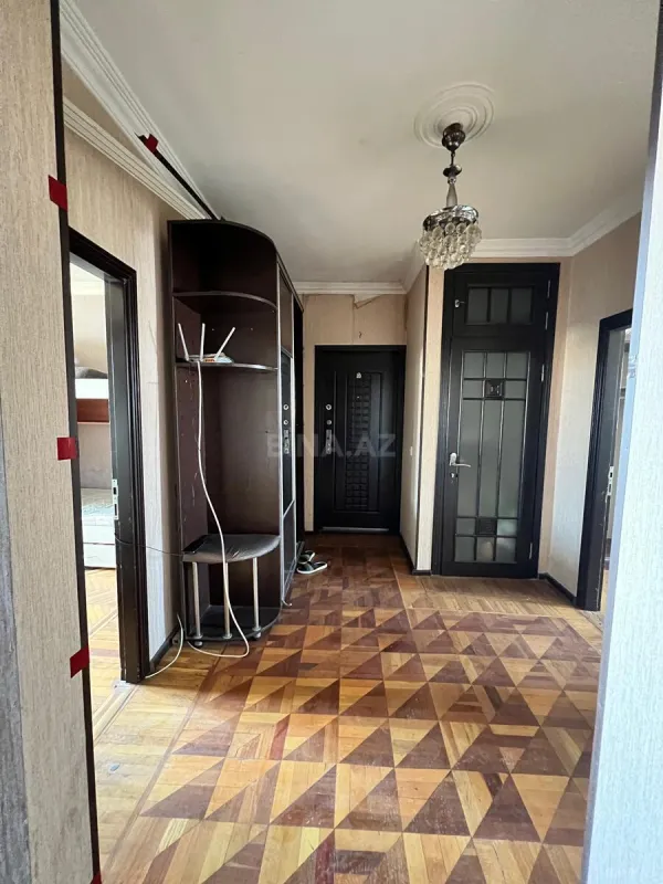Satılır 3 otaqlı mənzil 84 m²