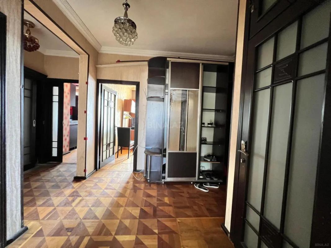 Satılır 3 otaqlı mənzil 84 m²