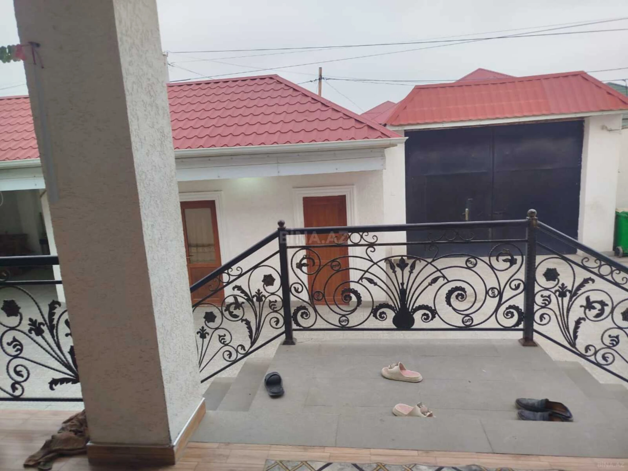 Satılır 4 otaqlı həyət evi 180 m²