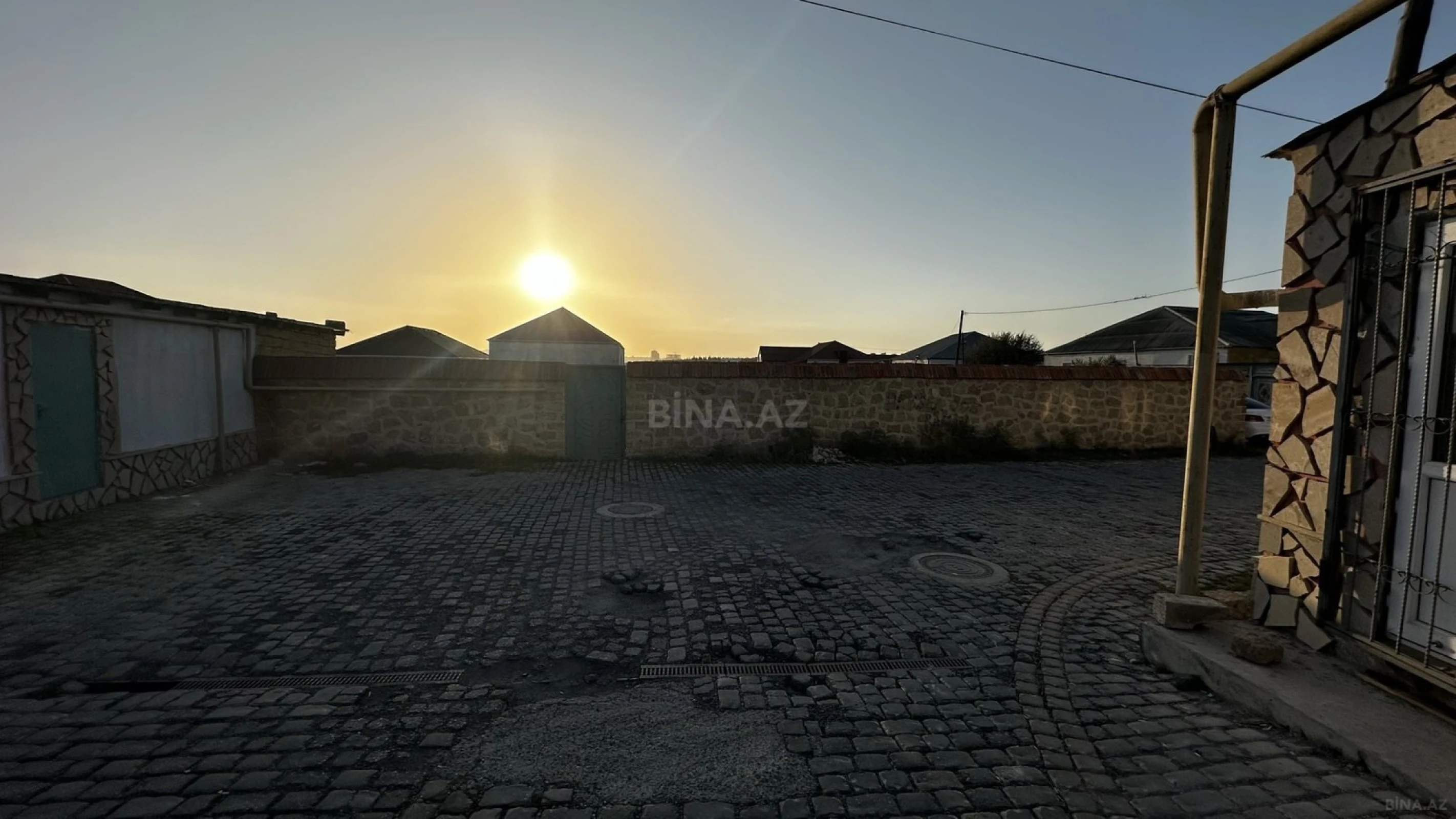 Satılır torpaq sahəsi 12 m²