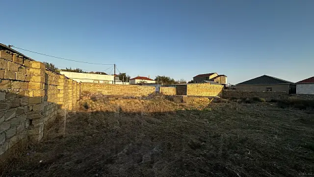 Satılır torpaq sahəsi 12 m²