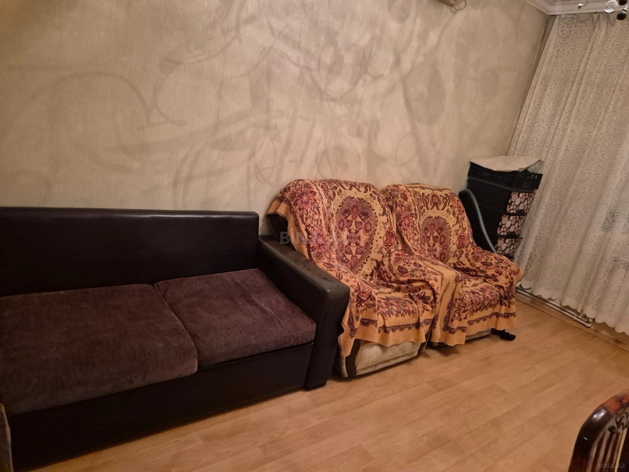 Satılır 3 otaqlı mənzil 42 m²