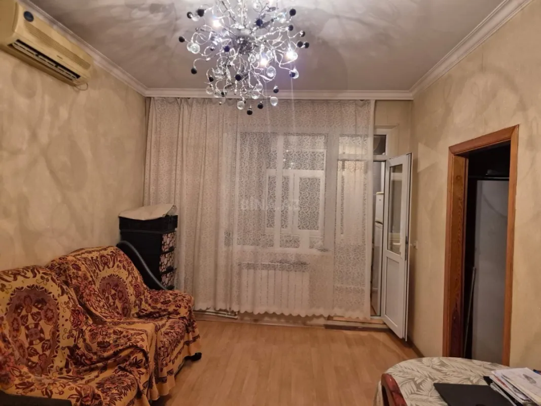 Satılır 3 otaqlı mənzil 42 m²
