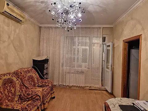 Satılır 3 otaqlı mənzil 42 m²
