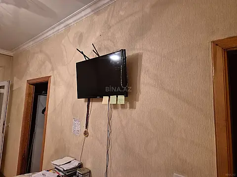 Satılır 3 otaqlı mənzil 42 m²