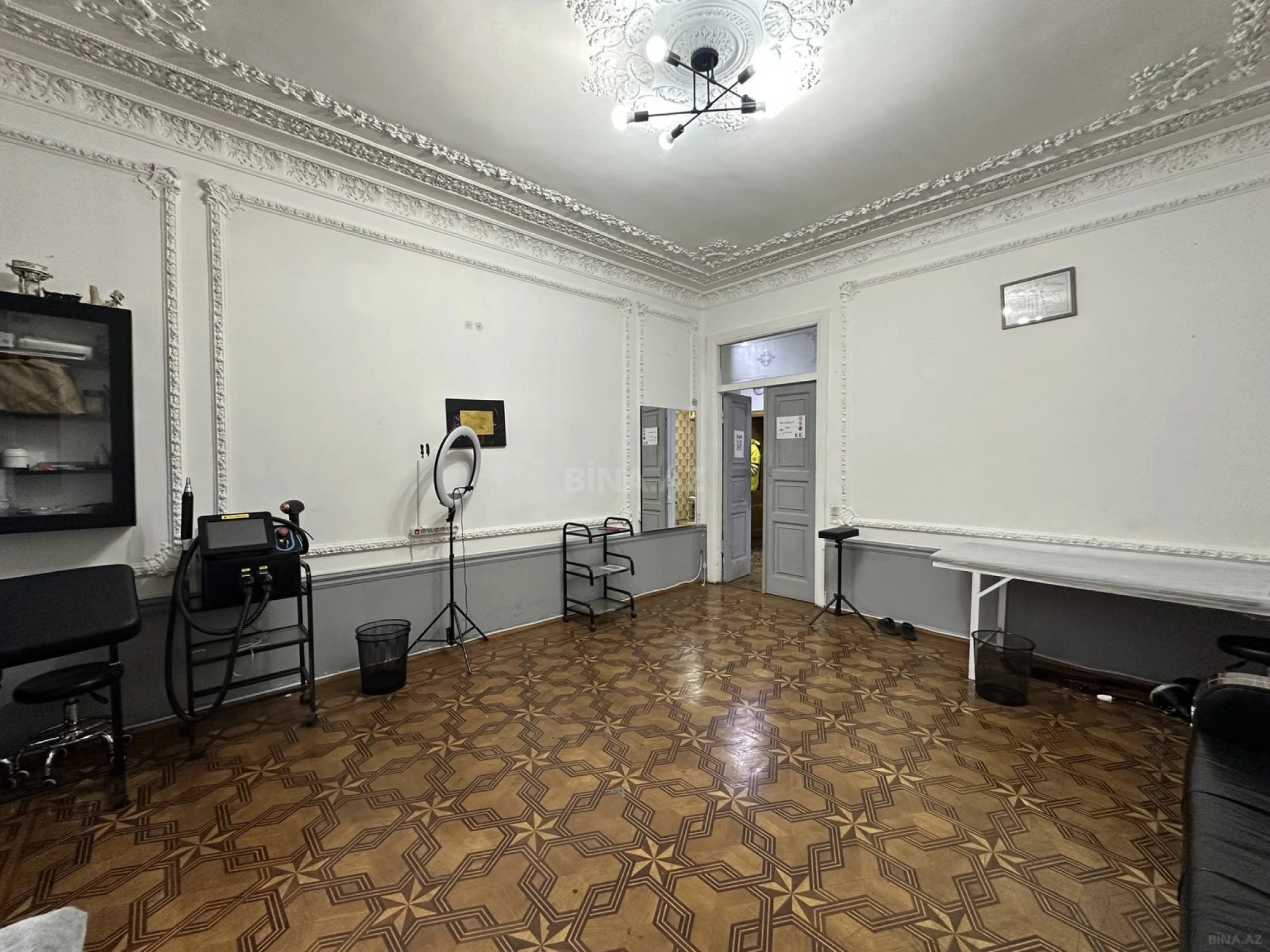 Kirayə verilir 3 otaqlı ofis 100 m²