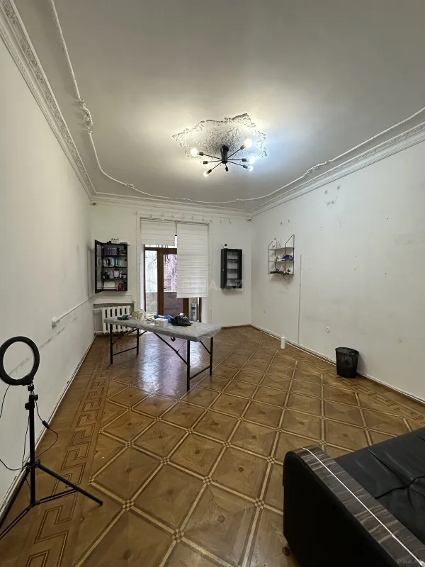 Kirayə verilir 3 otaqlı ofis 100 m²