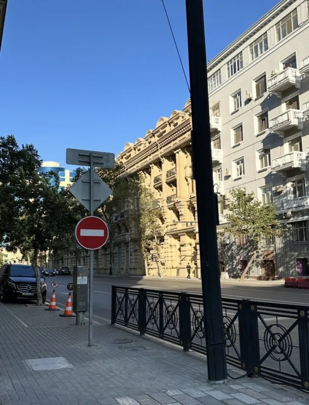 Kirayə verilir 3 otaqlı ofis 100 m²