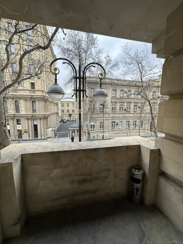 Kirayə verilir 3 otaqlı ofis 100 m²