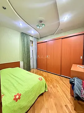 Satılır 3 otaqlı mənzil 115 m²