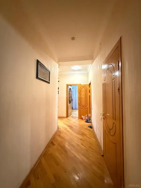 Satılır 3 otaqlı mənzil 115 m²