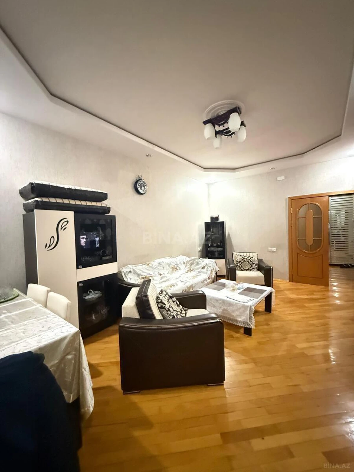 Satılır 3 otaqlı mənzil 115 m²