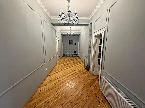 Kirayə verilir 3 otaqlı ofis 140 m²