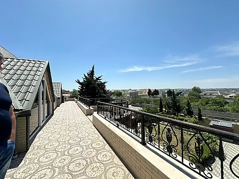 Kirayə verilir obyekt 950 m²