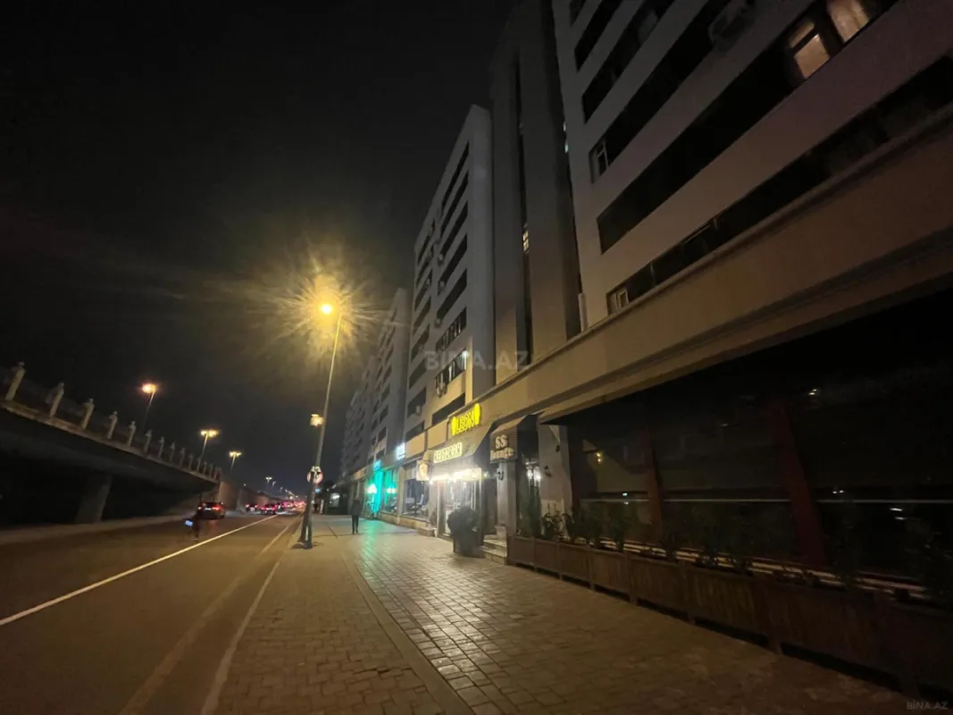 Satılır 4 otaqlı mənzil 110 m²