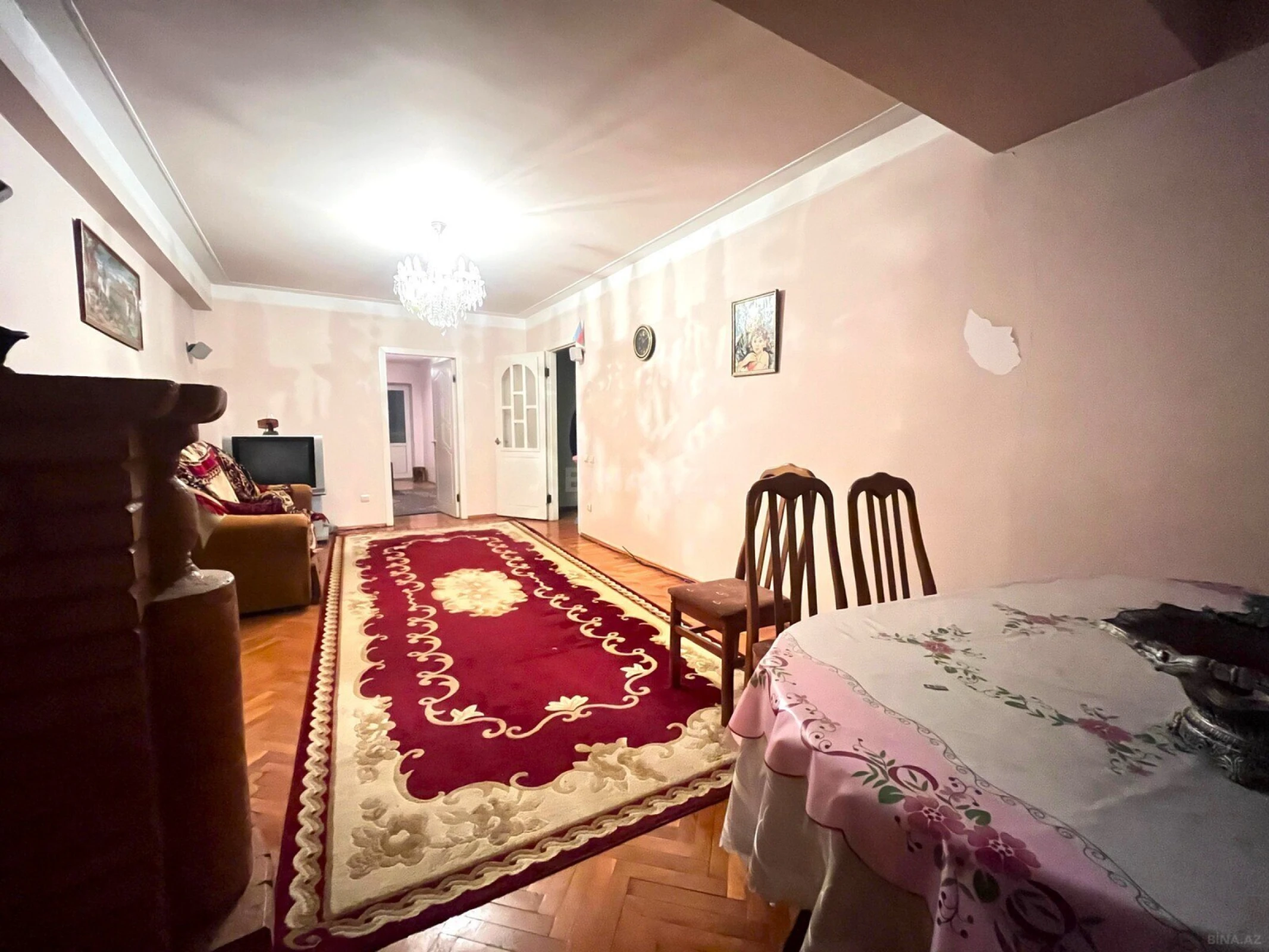 Satılır 4 otaqlı mənzil 110 m²