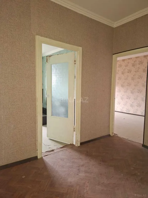 Satılır 4 otaqlı mənzil 110 m²