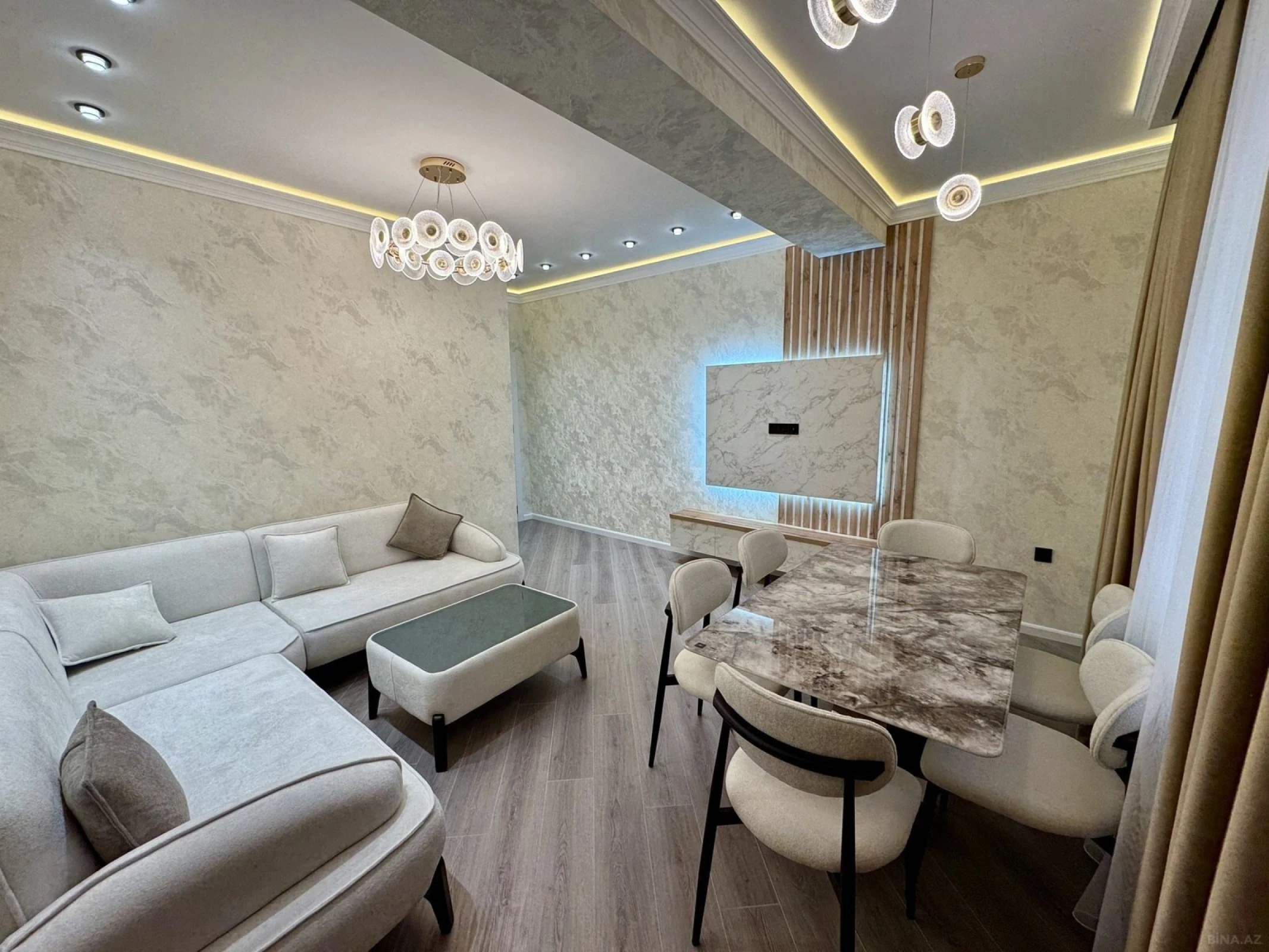 Satılır 3 otaqlı mənzil 107 m²