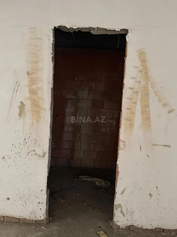 Satılır 3 otaqlı mənzil 145 m²