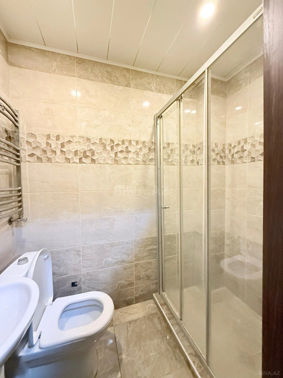Satılır 2 otaqlı mənzil 44 m²