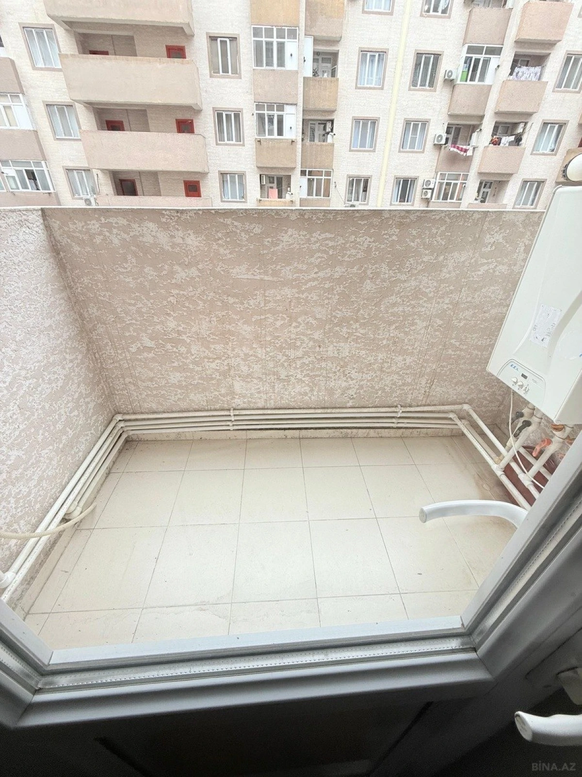 Satılır 2 otaqlı mənzil 44 m²