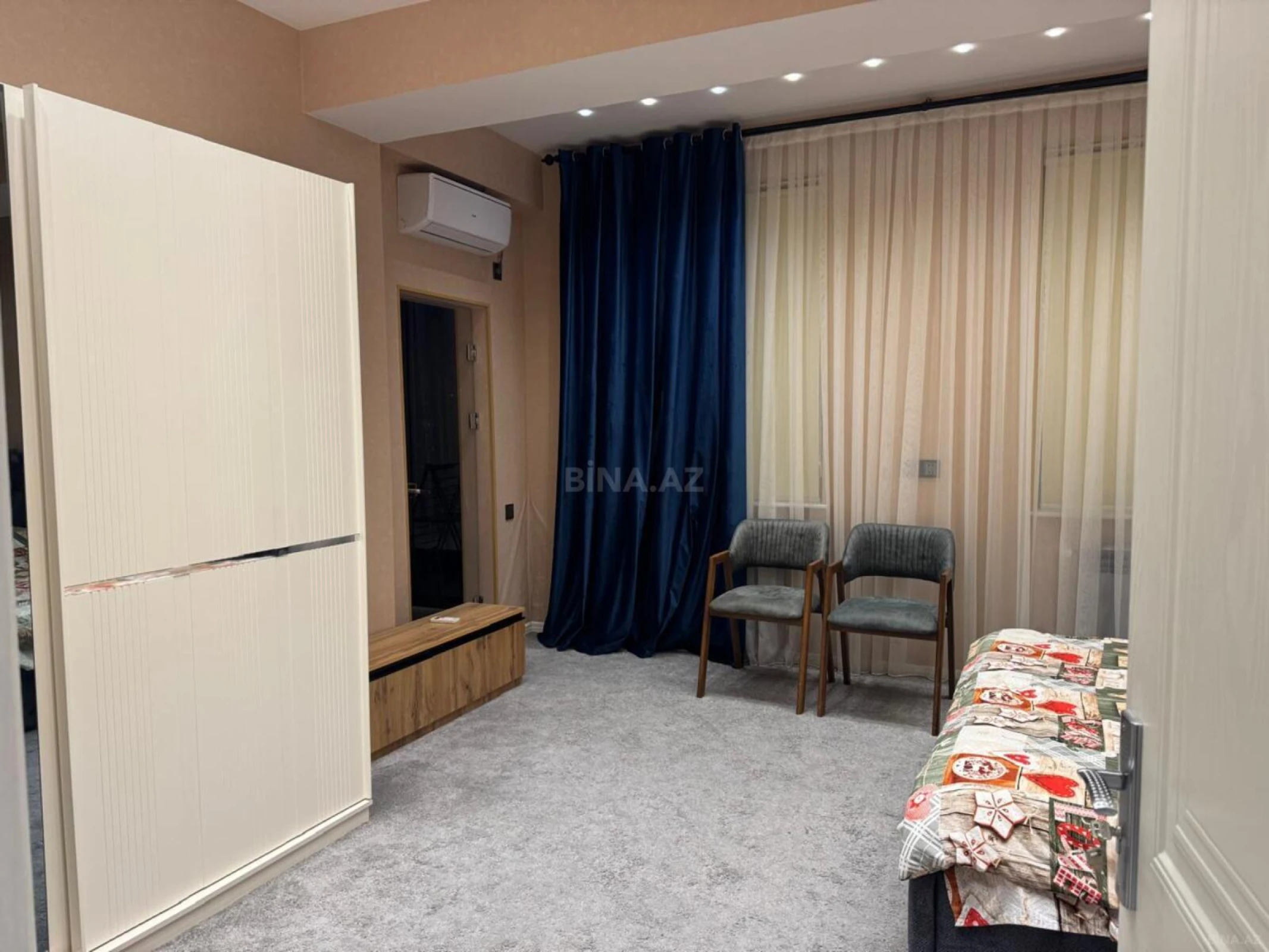 Satılır 2 otaqlı mənzil 85 m²