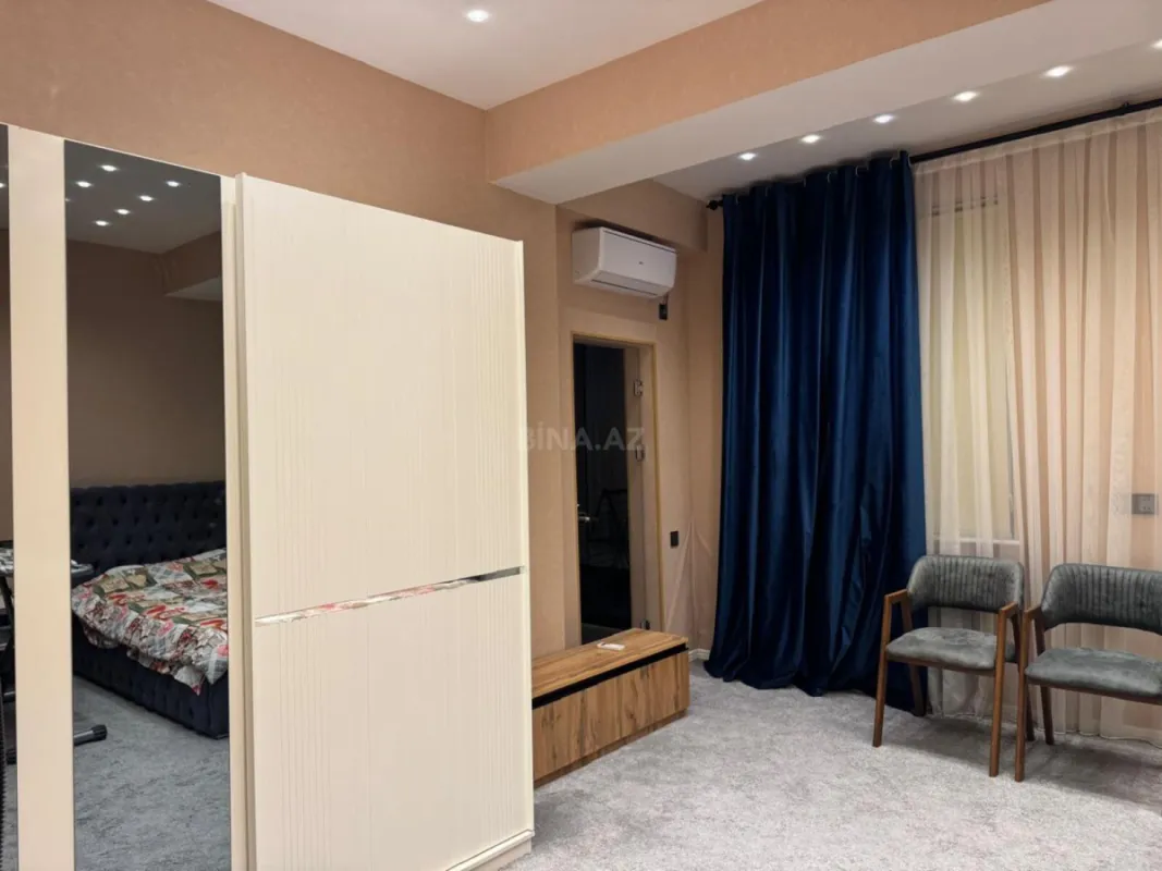 Satılır 2 otaqlı mənzil 85 m²