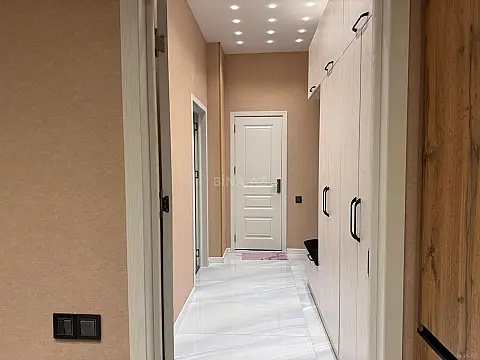 Satılır 2 otaqlı mənzil 85 m²