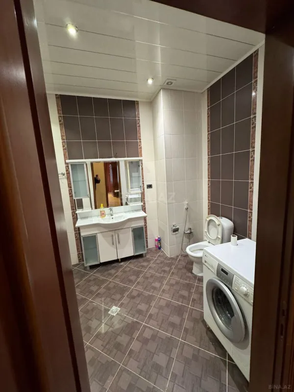 Satılır 3 otaqlı mənzil 160 m²