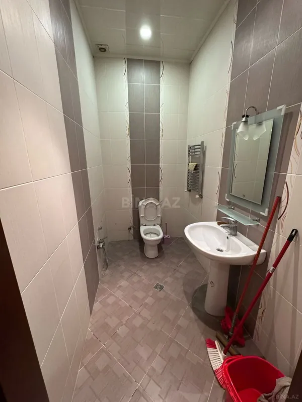 Satılır 3 otaqlı mənzil 160 m²