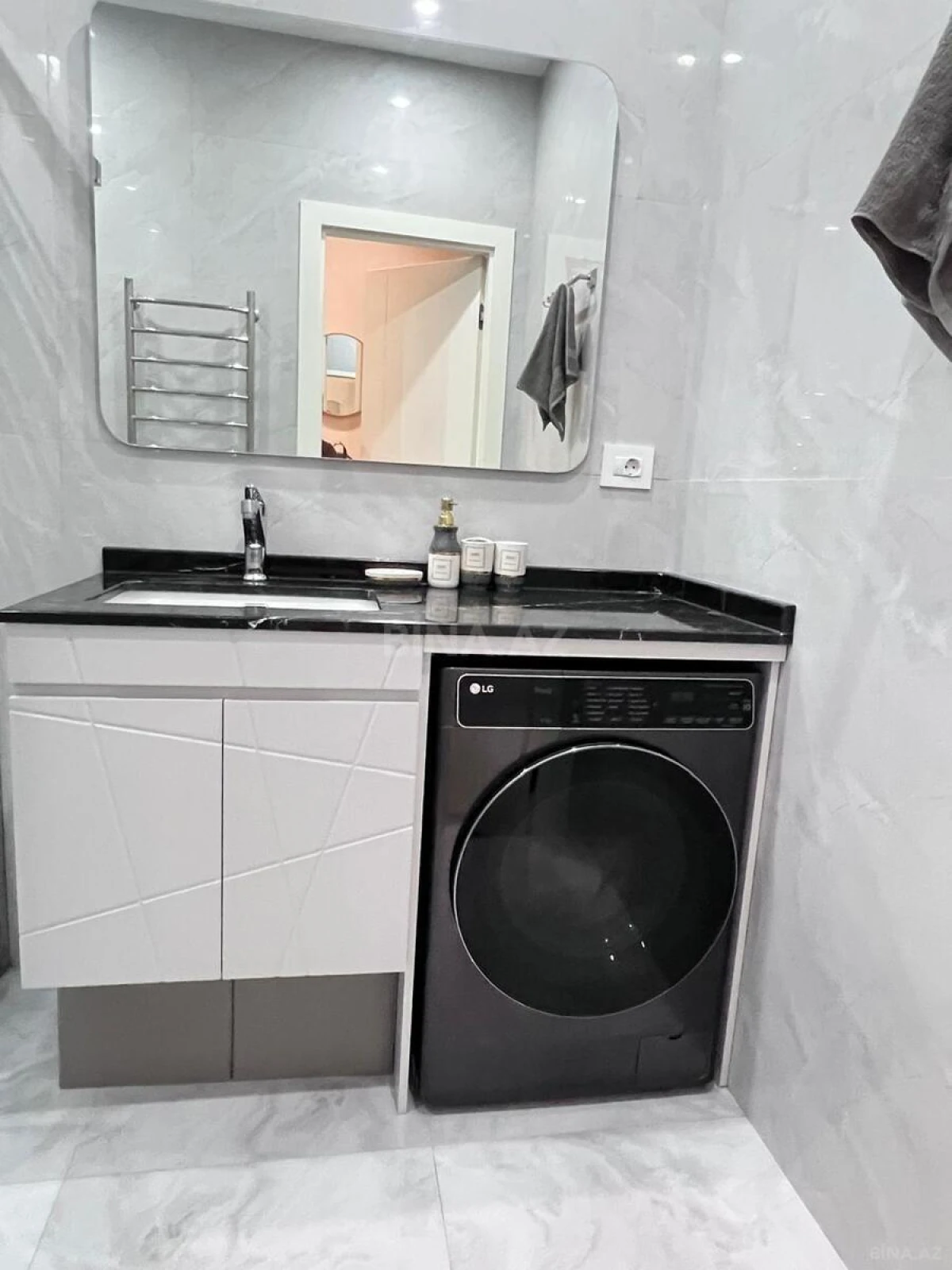 Kirayə verilir 2 otaqlı mənzil 59 m²