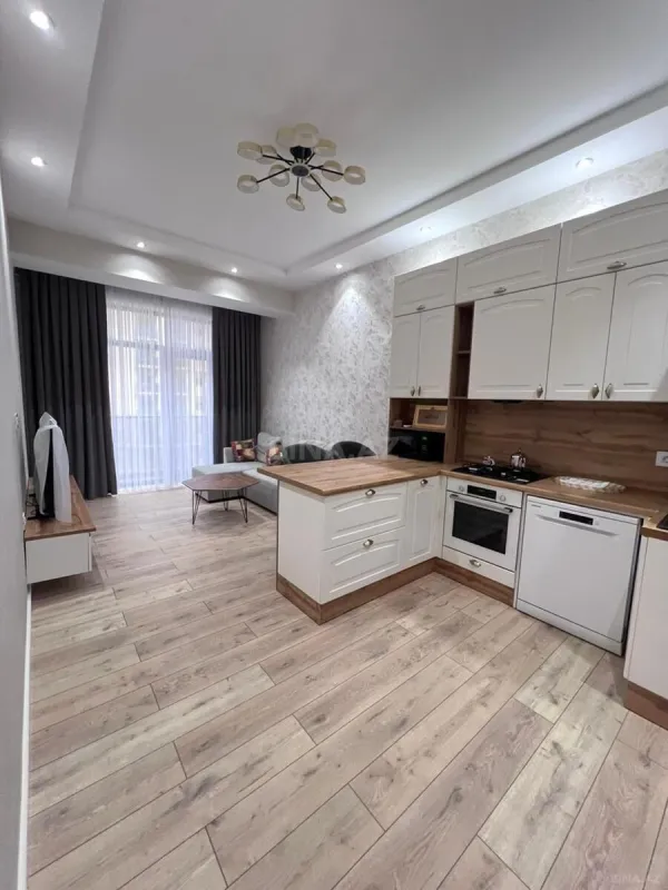 Kirayə verilir 2 otaqlı mənzil 59 m²