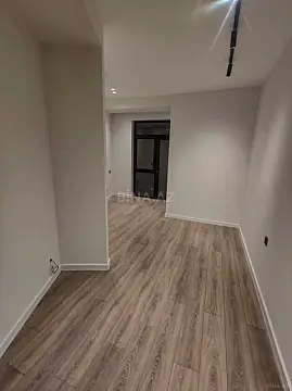 Satılır 2 otaqlı mənzil 82 m²