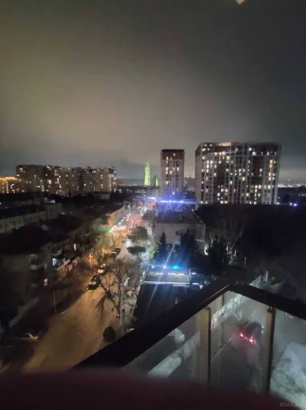 Satılır 2 otaqlı mənzil 82 m²