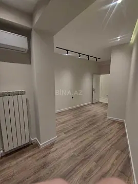 Satılır 2 otaqlı mənzil 82 m²