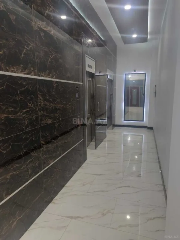 Satılır 2 otaqlı mənzil 82 m²