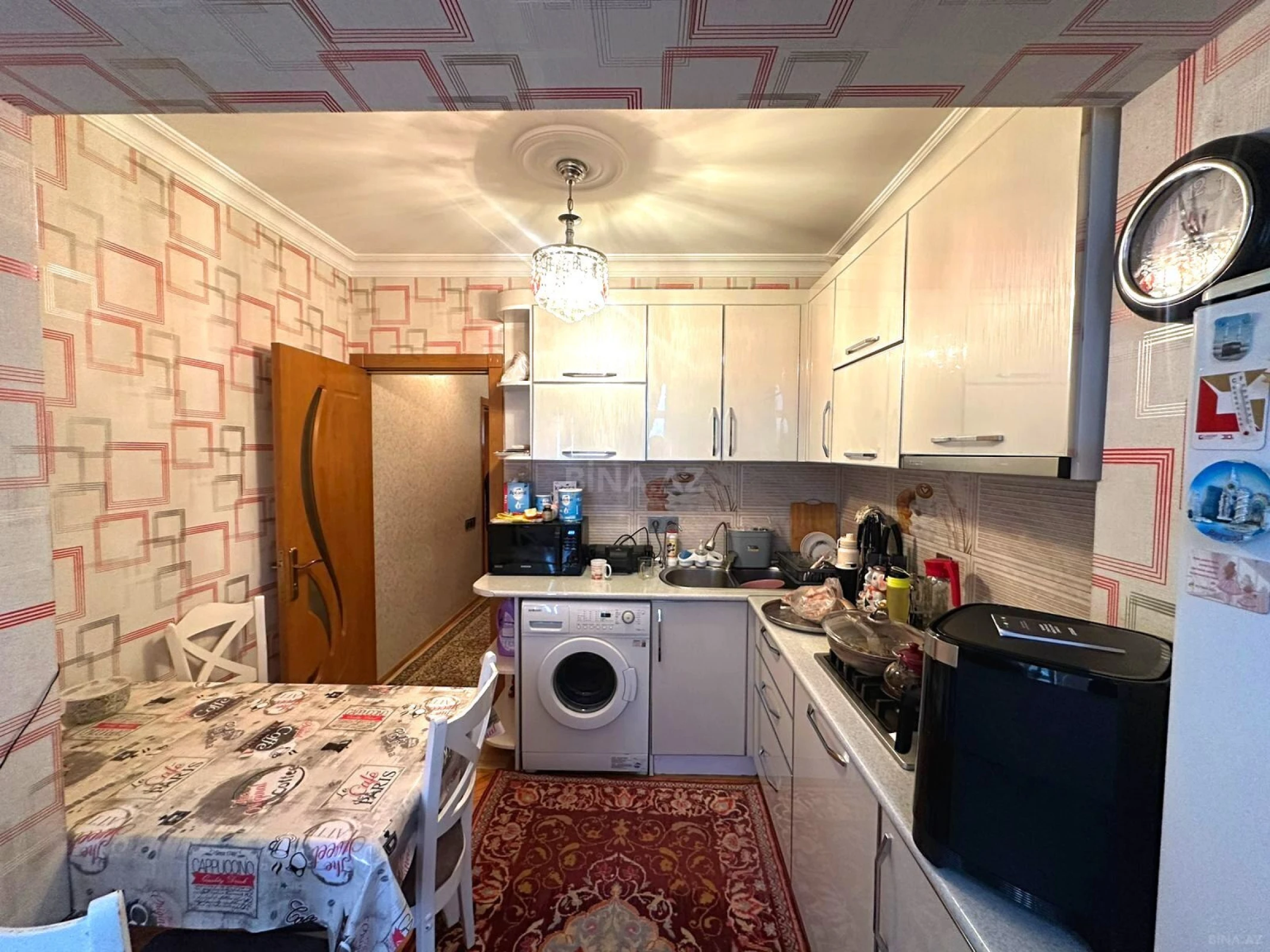 Satılır 4 otaqlı mənzil 100 m²