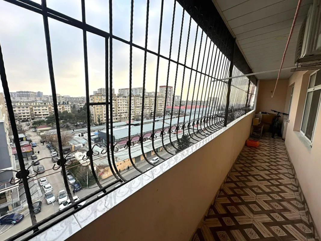 Satılır 4 otaqlı mənzil 100 m²