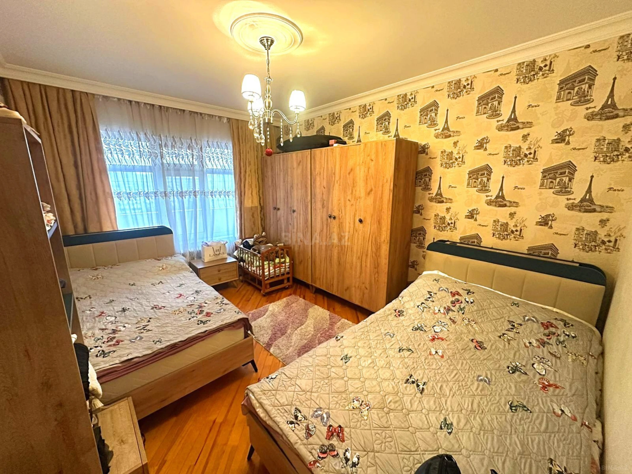 Satılır 4 otaqlı mənzil 100 m²