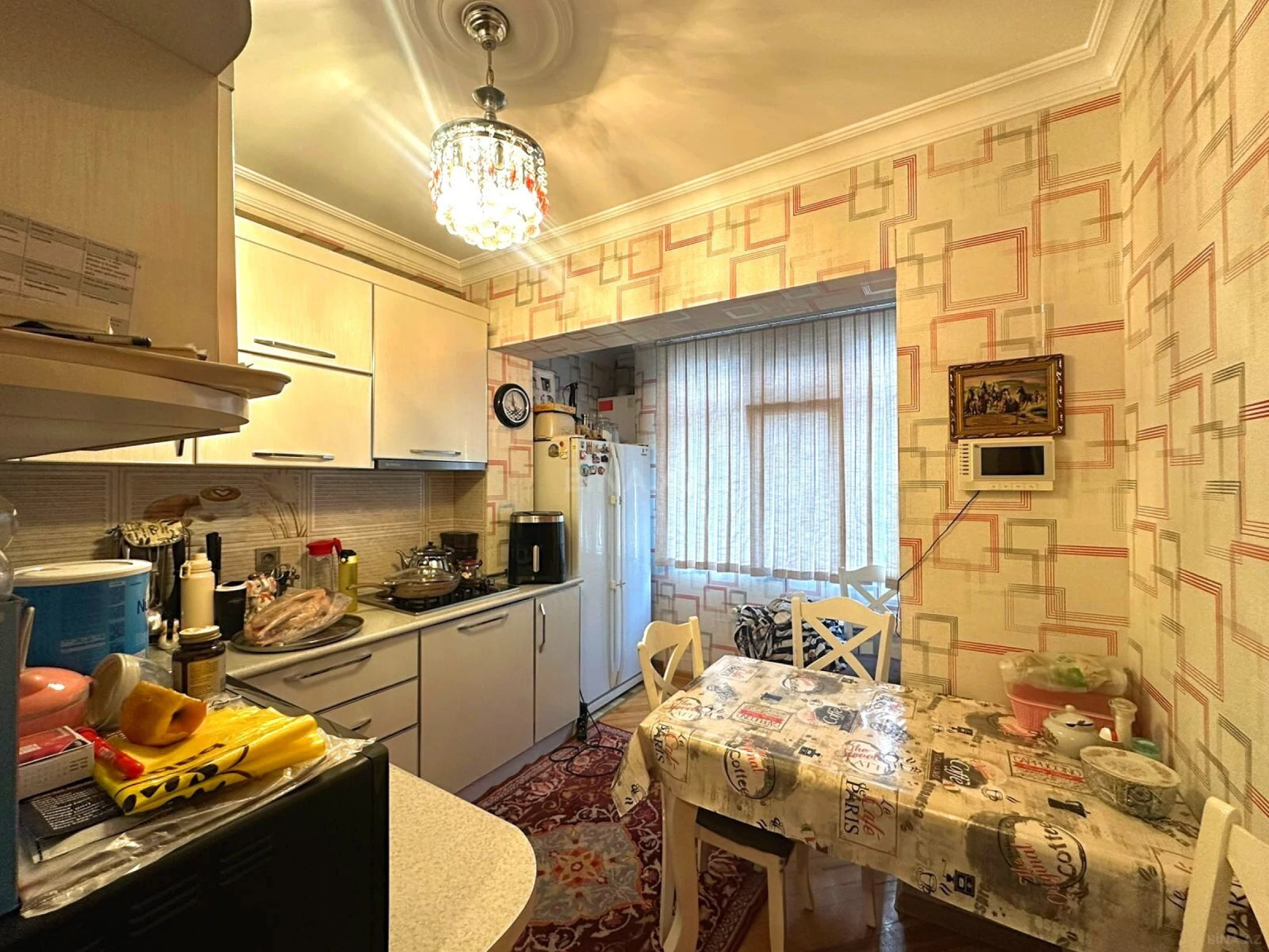 Satılır 4 otaqlı mənzil 100 m²