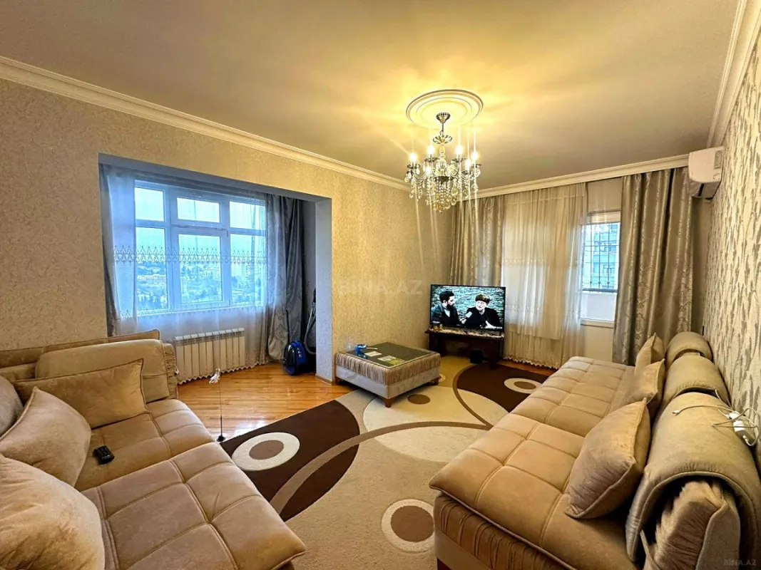 Satılır 4 otaqlı mənzil 100 m²