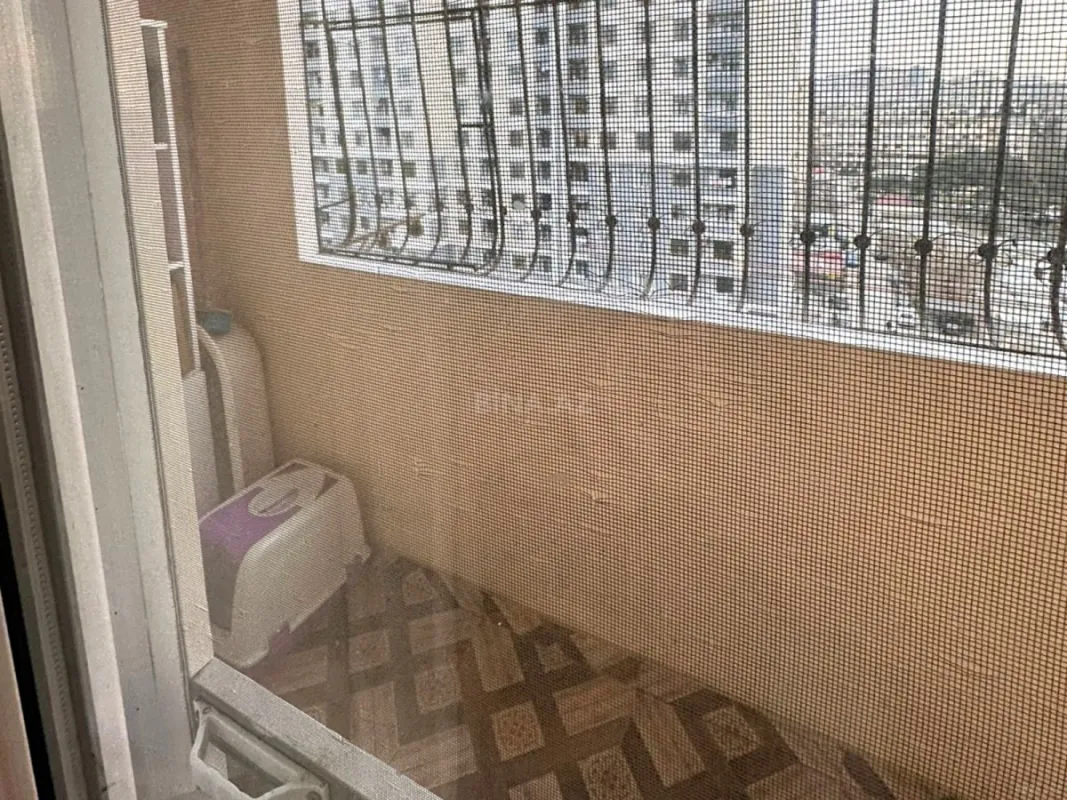 Satılır 4 otaqlı mənzil 100 m²