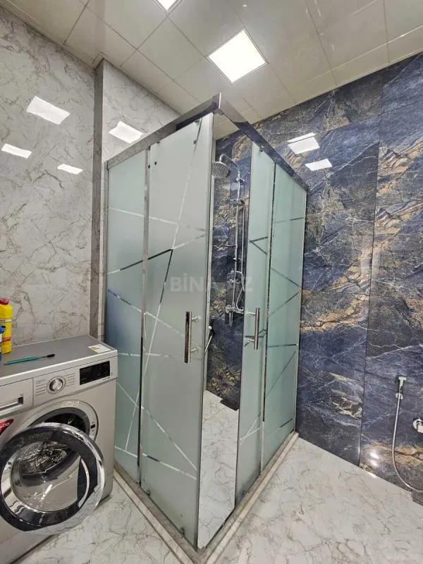Kirayə verilir 4 otaqlı mənzil 175 m²