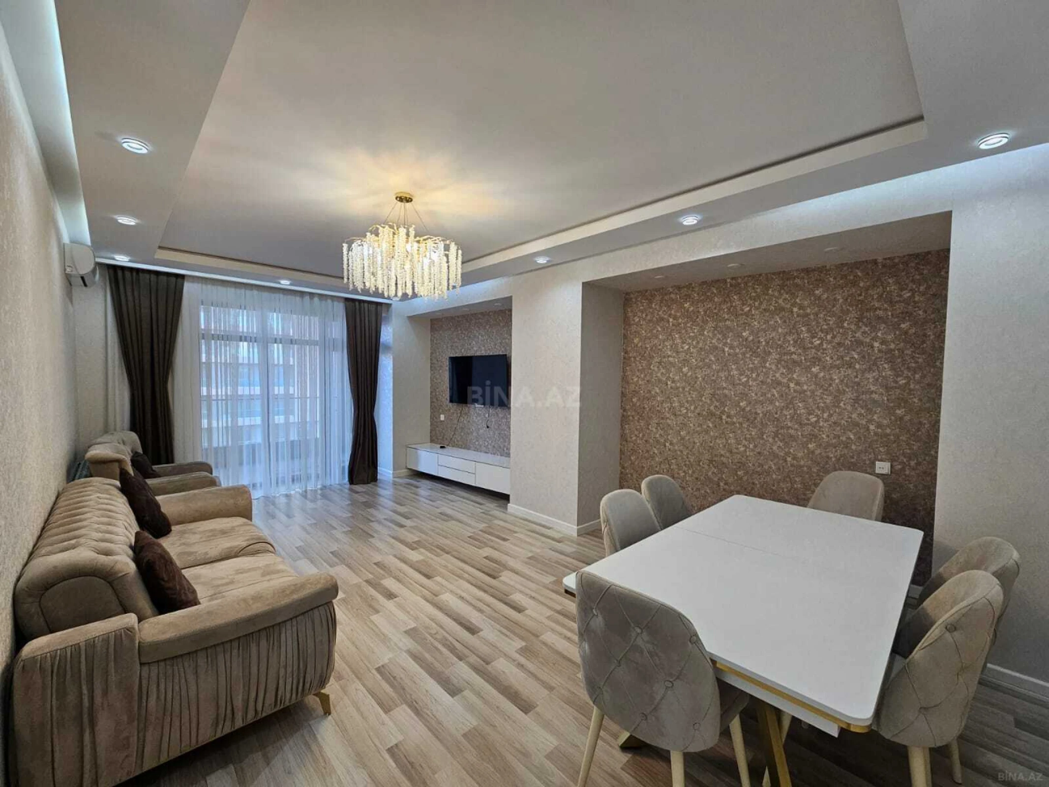 Kirayə verilir 4 otaqlı mənzil 175 m²