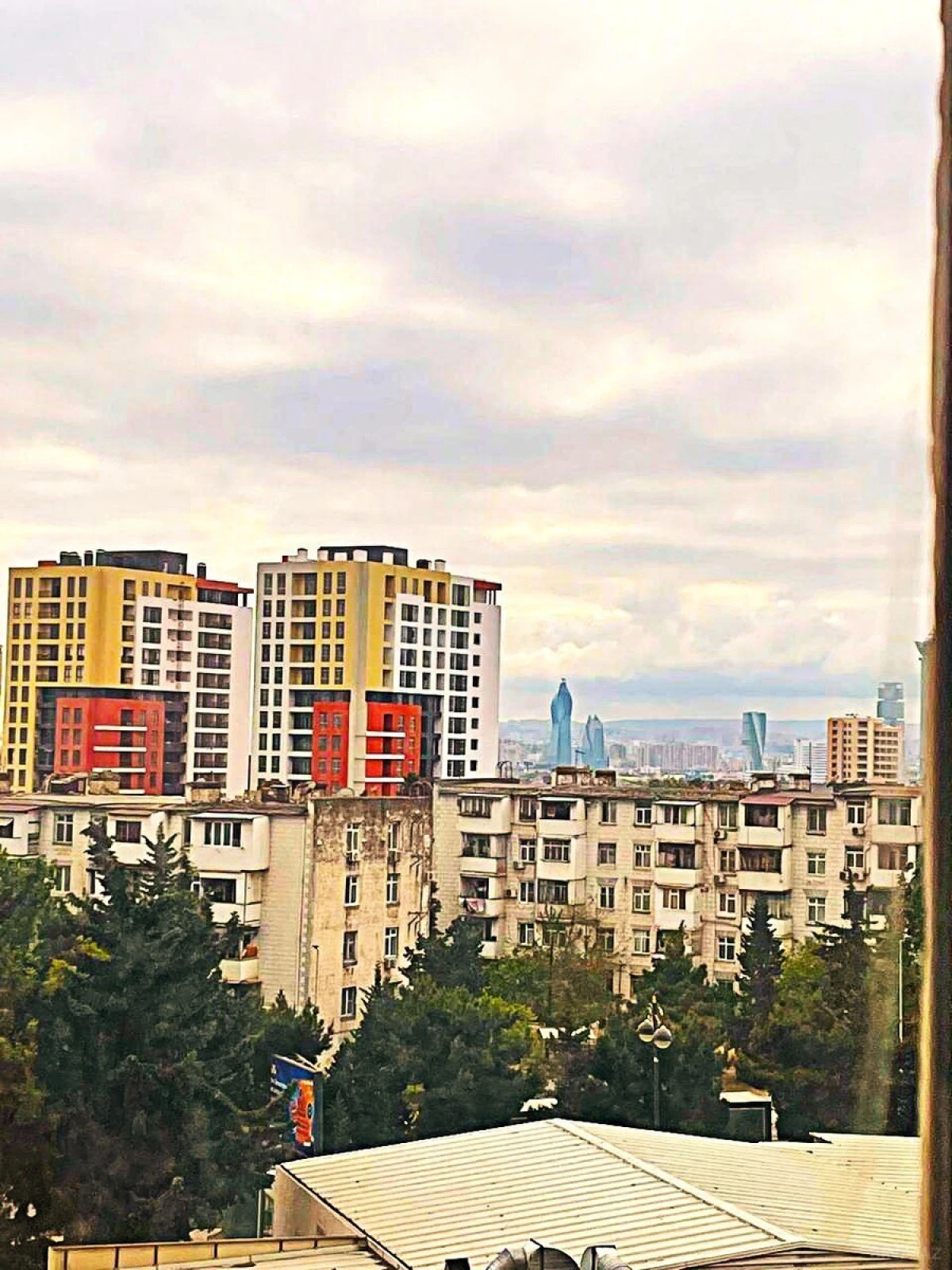 Satılır 3 otaqlı mənzil 85 m²