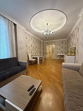 Kirayə verilir 3 otaqlı mənzil 125 m²