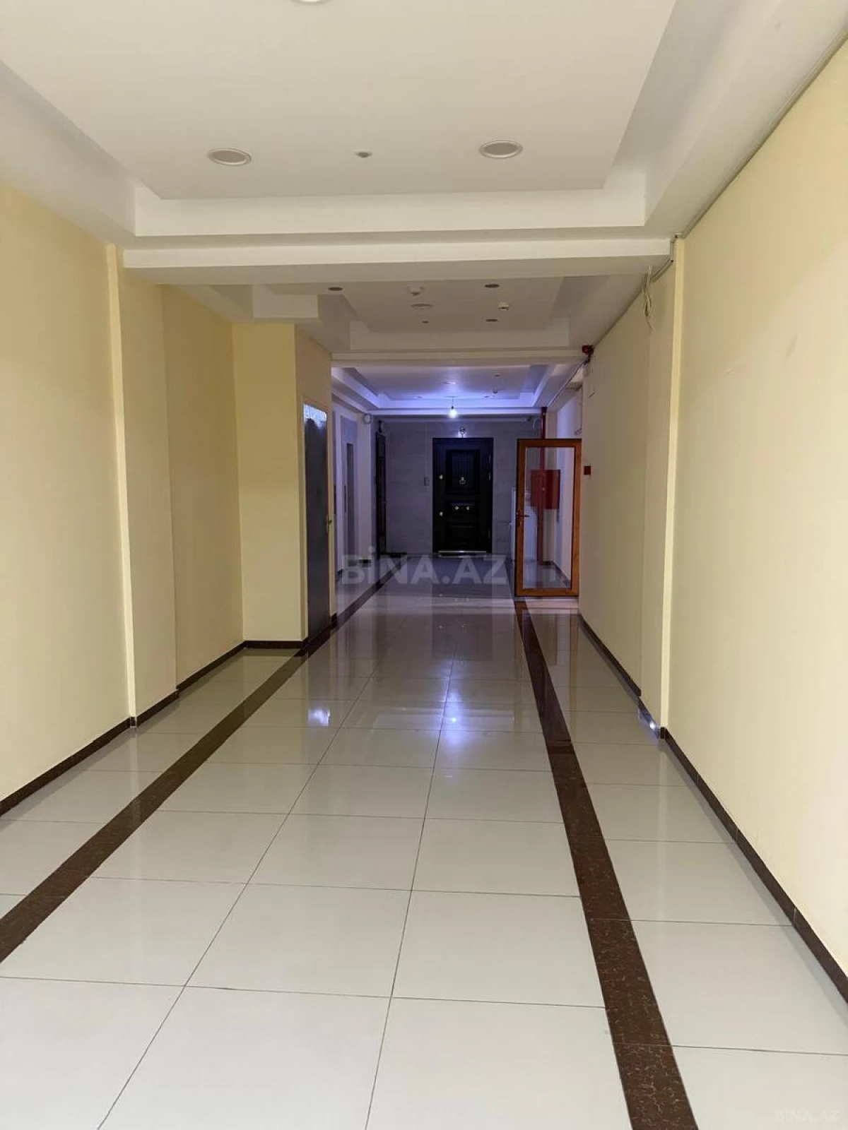 Kirayə verilir 3 otaqlı mənzil 125 m²