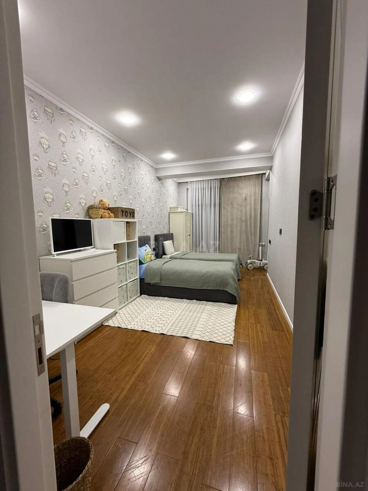 Satılır 3 otaqlı mənzil 96 m²