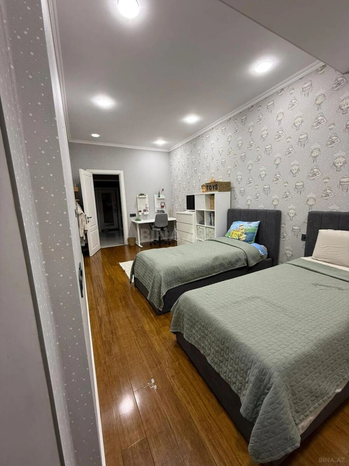 Satılır 3 otaqlı mənzil 96 m²