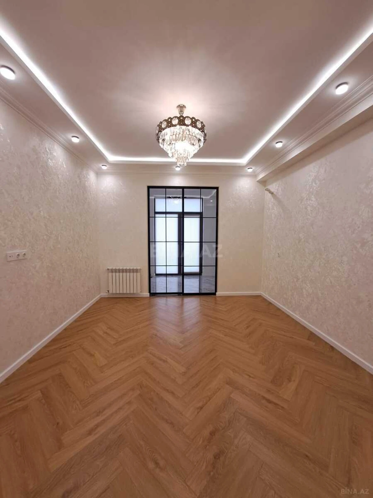 Satılır 2 otaqlı mənzil 65 m²